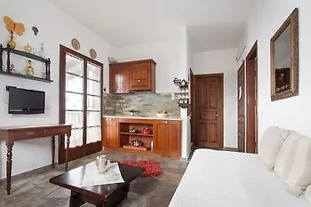 Tampakeika Mouresi